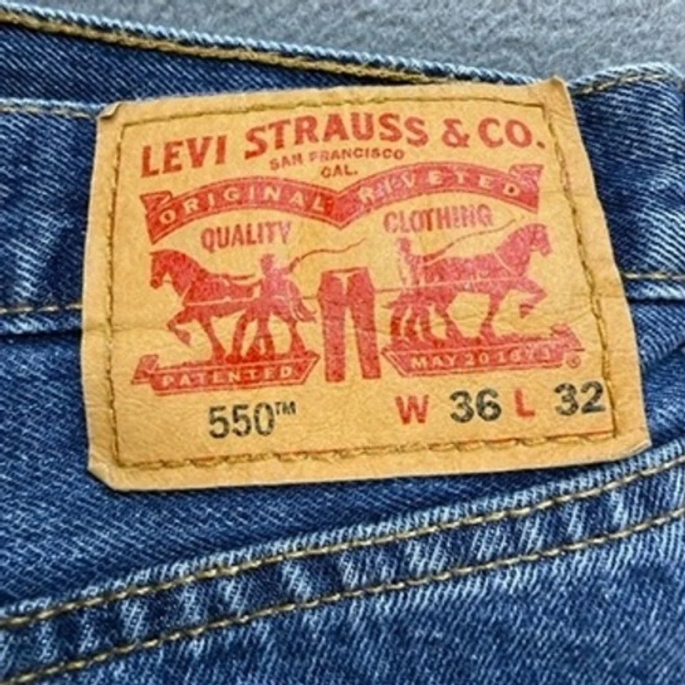 Levis 550 Relaxed Fit Jeans Men 36x32 (FIT 36x31) Blue Denim Classic Workwear